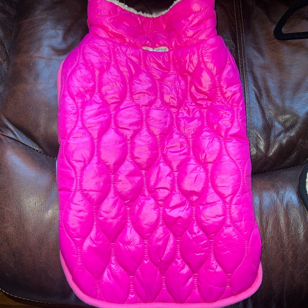 GAP Quilted Dog Puffer Jacket - Picture 2 of 6